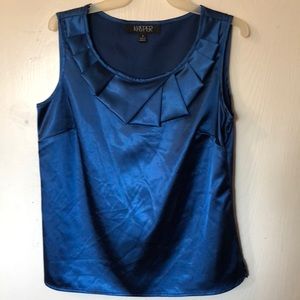Sleeveless blouse